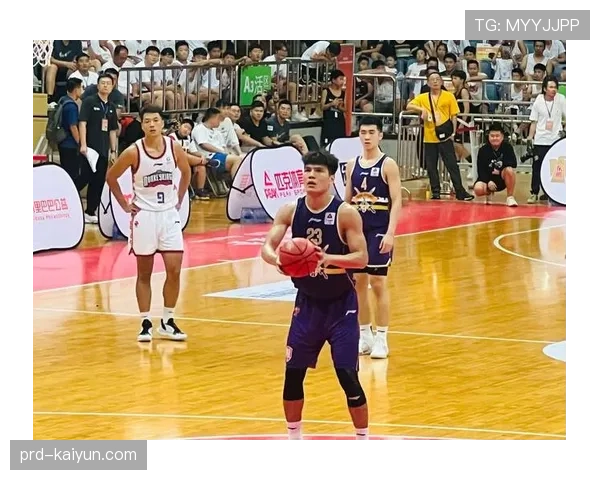 新科状元首秀表现全面，防守端已展现换防多个位置的能力